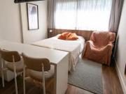 Stúdio reformado e mobiliado com linda vista! Ótima...