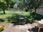 STUDIO Rénové – Proximité Facultés de Dijon – Jardin commun