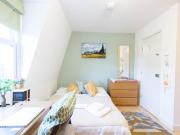 Studio To Let, Earls Court