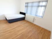 Studio to rent Studio to rent