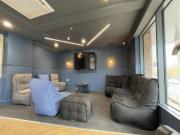 Studio to rent Studio to rent