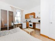 Studio to rent