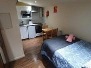 Studio to rent