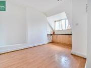 Studio to rent Studio to rent