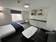 Studio to rent