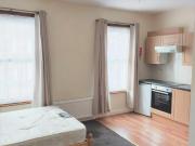 Studio to rent