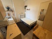 Studio to rent Studio to rent