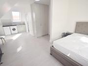 Studio to rent