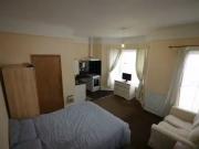 Studio to rent in Atherley Road, Shirley, Southampton SO15