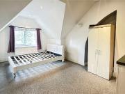 Studio to rent in Brantwood Road, Luton, Bedfordshire,...