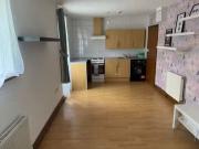 Studio to rent in Chichester Road, Edmonton N9