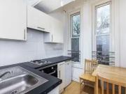 Studio to rent in Fitzjohns Ave, Hampstead, London NW3