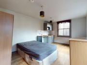 Studio to rent in Kilburn High Road, London NW6