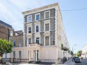 Studio to rent in London Kensington And Chelsea, W14,...