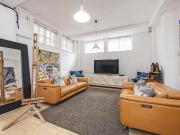 Studio to rent in London Tower Hamlets, E1, from Foxtons...
