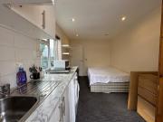 Studio to rent in NW9 Bills included