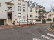 Studio transformable en petit 2 pièces avec une cave et...