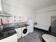 Studio, Truro Road, London N22, Studio to rent, £1,200...