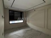 Studio vide location Belvédère. À Casa