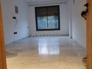 Studio vide neuf à louer Quartier des Hôpitaux