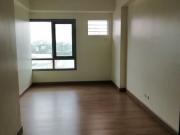 Studio w/aircon near TUA & St. Luke's