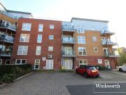 Studio Way, Borehamwood, Hertfordshire WD6, 2 bed flat...