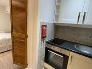 Studio With Roof Terrace To Rent