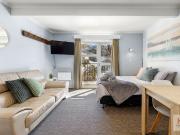 Studio With Stunning Views Of Thredbo Studio With Stunning Views Of Thredbo