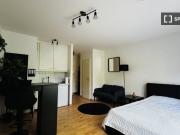 Studio zu vermieten in Düsseldorf