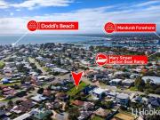 1069m2 R20 lot with potential subdivide into 2 blocks...