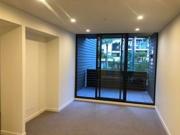 Stunning 1 Bed 1 Bath 2 Balconies Apartment With Air Con...