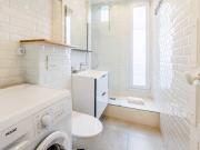 Stunning 1 bedroom apartment of 33m2 located in the 20th...