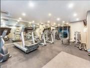 STUNNING 1 BEDROOM APARTMENT WITH RESORT STYLE...