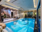 Stunning 1 Kanal Fully Furnished Contemporary House with...