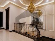 Stunning 1 Kanal Vectorian Design Bungalow For Sale A...