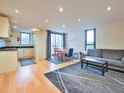 Stunning 2 Bed 2 Bath New Build In Forest Hil