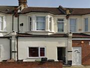Stunning 2 Bed flat in Manor Park, E12