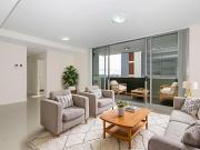 STUNNING 2 BEDROOM APARTMENT | ENTERTAINER'S LIFESTYLE