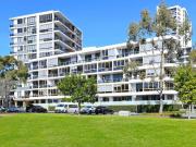 Stunning 2 Bedroom Apartment with Panoramic Water Views