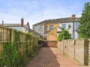 Stunning 2 Bedroom Home with Modern Interiors & Off Road...