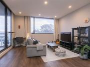 Stunning 2 Bedroom Unit