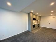 Stunning 2 Bedrooms 2 Bathrooms