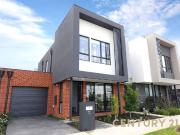 Stunning 3 Bed, 2 Bath Retreat in the Heart of Clayton South Stunning 3 Bed, 2 Bath Retreat in the Heart of Clayton South
