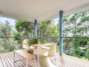 Stunning 3 Bedroom Flat with Water Views in Coledale