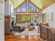 Stunning 3 Bedroom Townhouse in Canmore – Epic Views,...