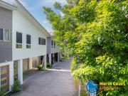 UNDER APPLICATION Stunning 3 bedroom townhouse in South...