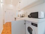 Stunning 3 Room Apartment in the Heart of Berlin – Prime...