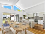 Stunning 5 Bedroom Renovated Home with Dramatic Vaulted...