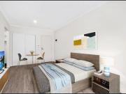 Stunning Apartment in Frankston: Room 1 and Room 8