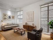 Stunning Art Deco Delight